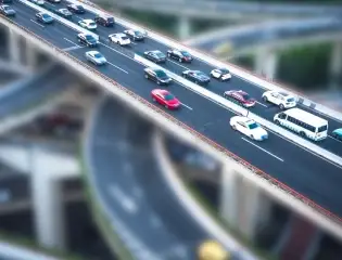 Автомагістралі та швидкісні дороги